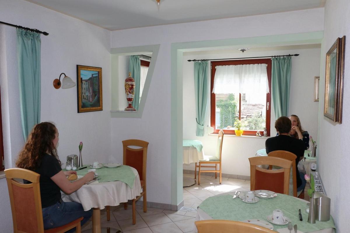 Hotel Venezia Tubingen Bagian luar foto